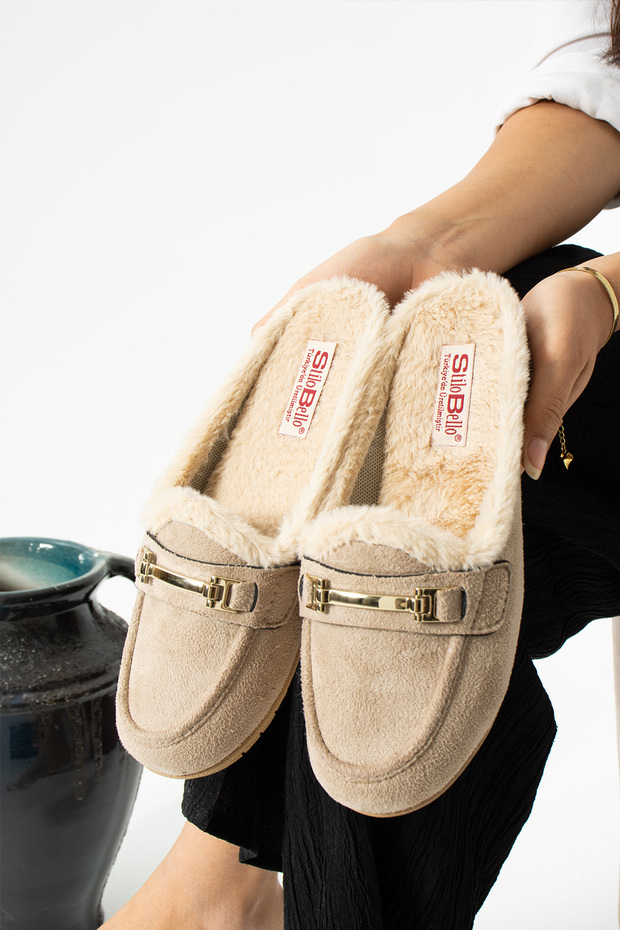Women's Flats with Buckle Detail and Fur Inside Stylish Comfortable Orthopedic Daily Slippers