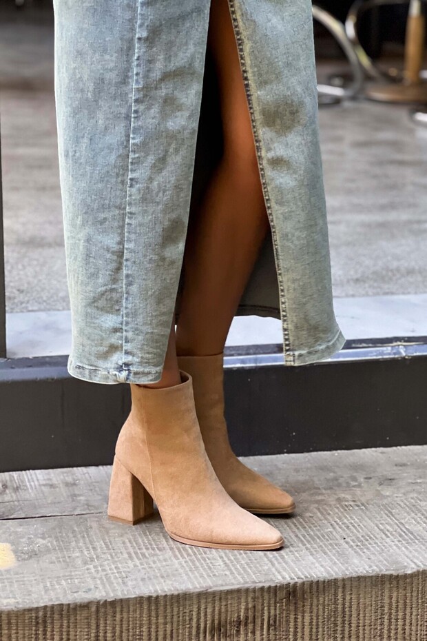 Juanita Nude Suede Zipper Detail Women's Heeled Boots - 1