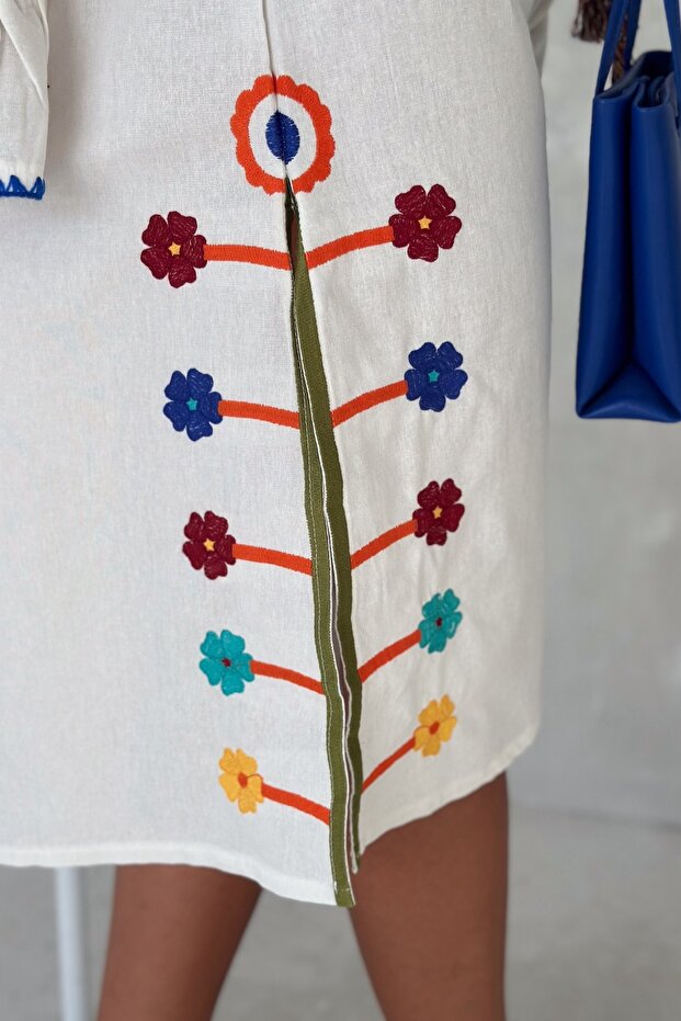 Rochie de dama brodata - 4