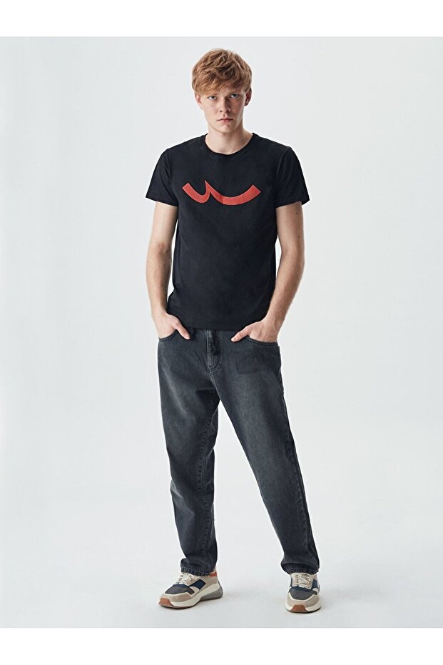 Logolu Siyah T-shırt - 2