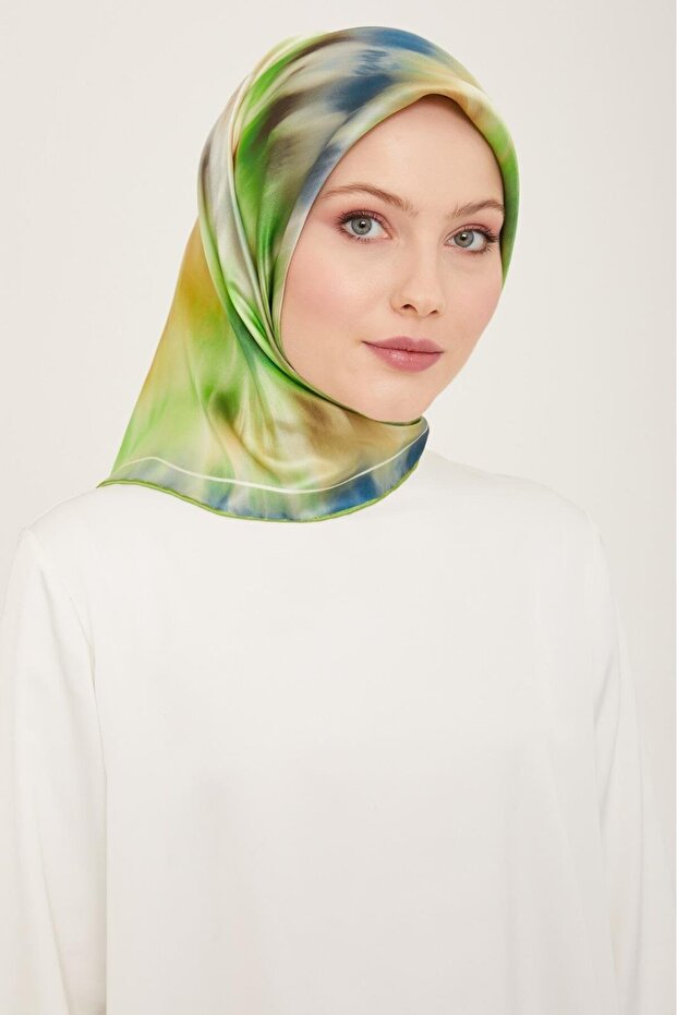 Lacivert Neon Yeşil Batik Desen Tivil Ipek Eşarp 9136-02