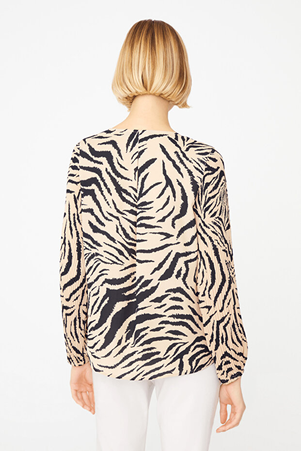 Zebra Pattern Blouse with Pleated Sleeves - 4