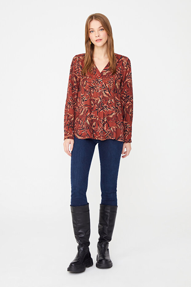 Dökümlü Detaylı Gömlek - 2