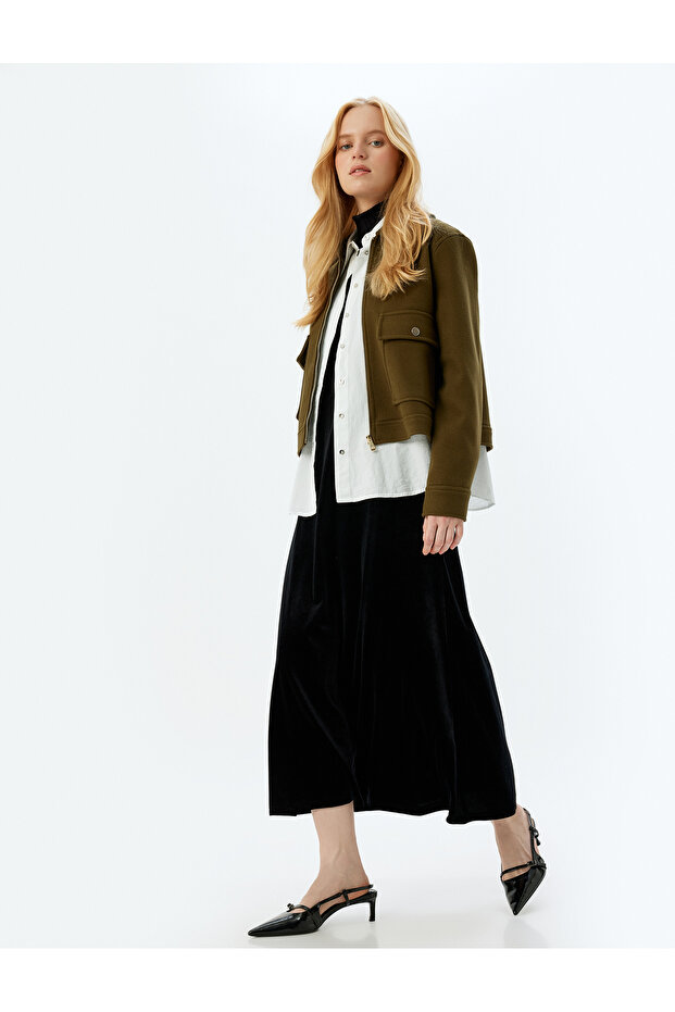 Comfortable Fit Standard Waist Long Velvet Skirt