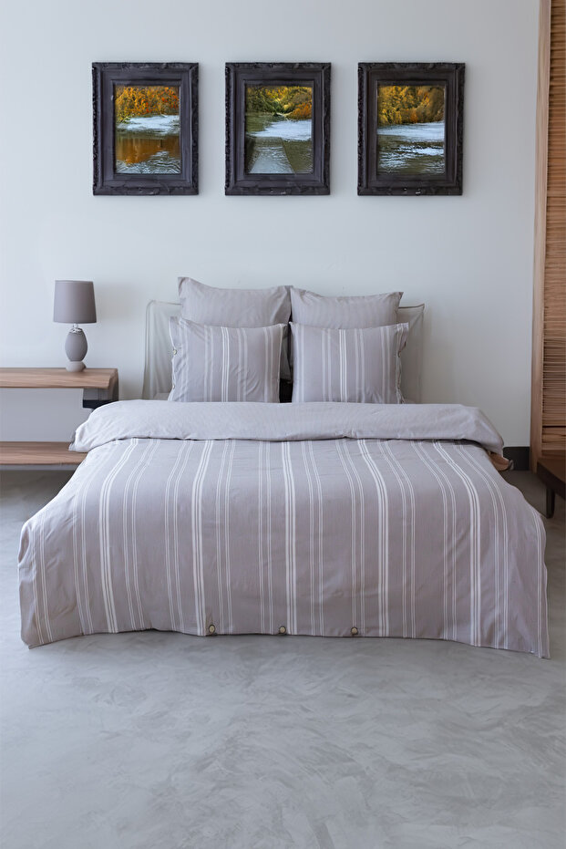 Bohemian Natural Striped Double 4-Pillow Elastic Sheet Duvet Cover Set Brown