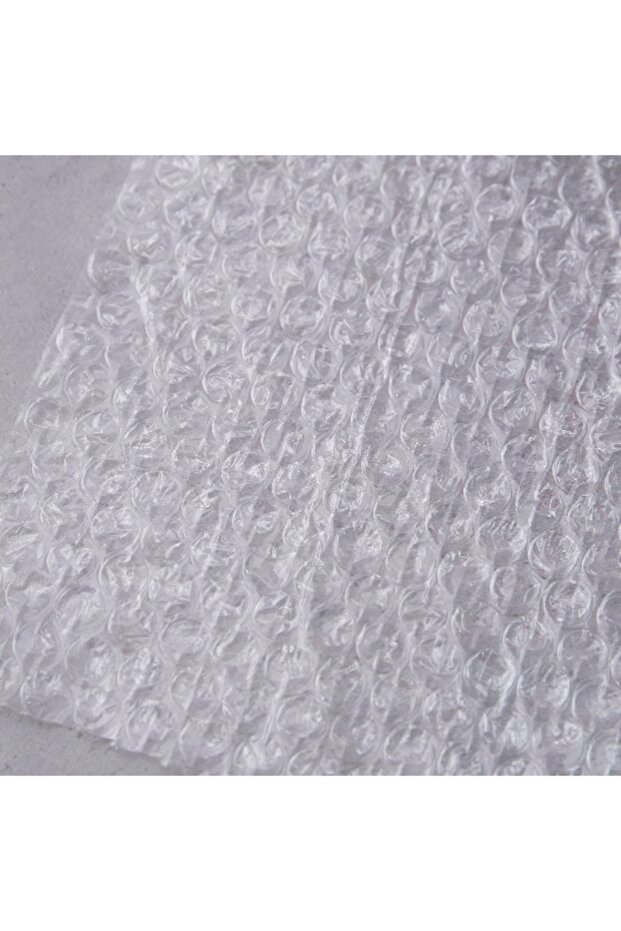 Expert Bubble Wrap Roll - 2