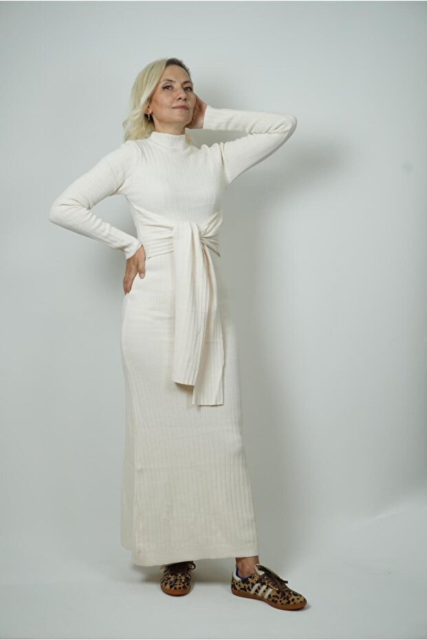 triko bağcıklı elbise - 5