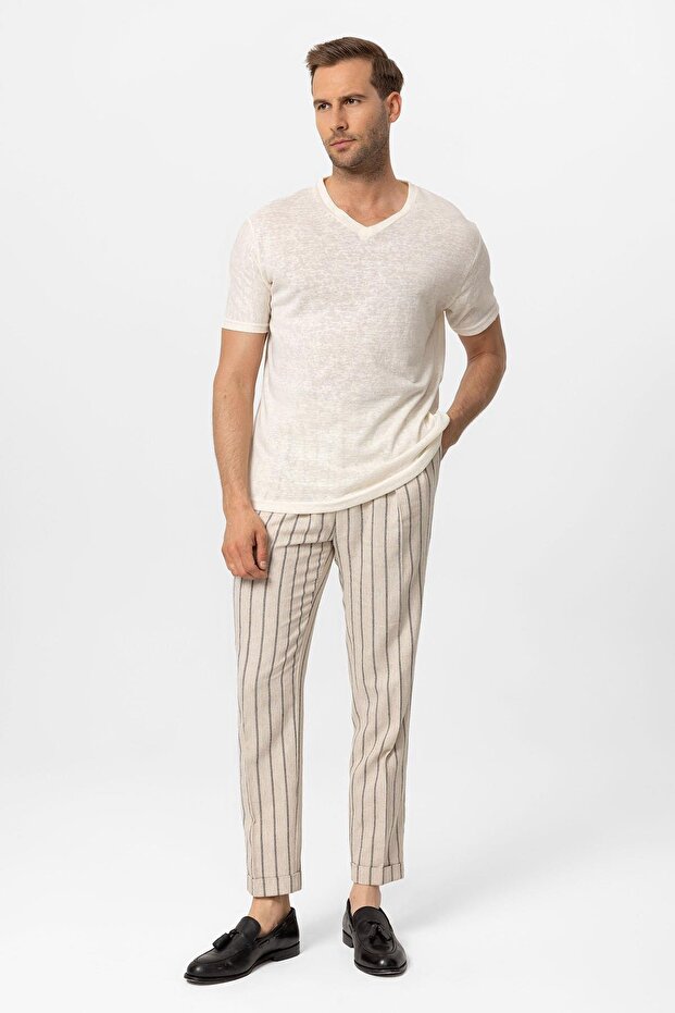 Ekru V Yaka Basic Erkek T-Shirt - 2