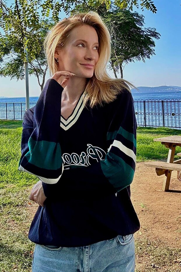 Mad Girls Navy Blue Women's Sweater Mg1279