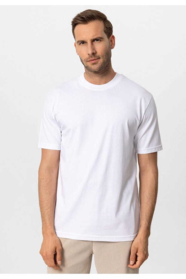 تي شيرت أبيض أساسي برقبة دائرية - 1