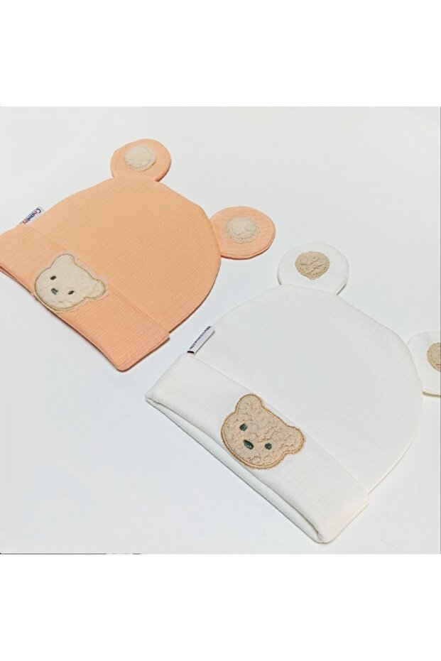 Cotton striped knitted baby beanie with bear sticker