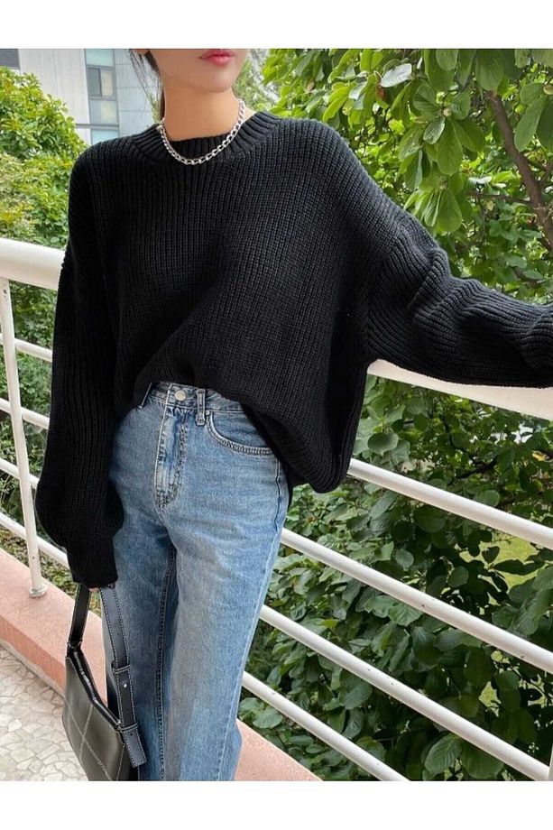 Siyah Bisiklet Yaka Oversize Kadın Triko Kazak - 7