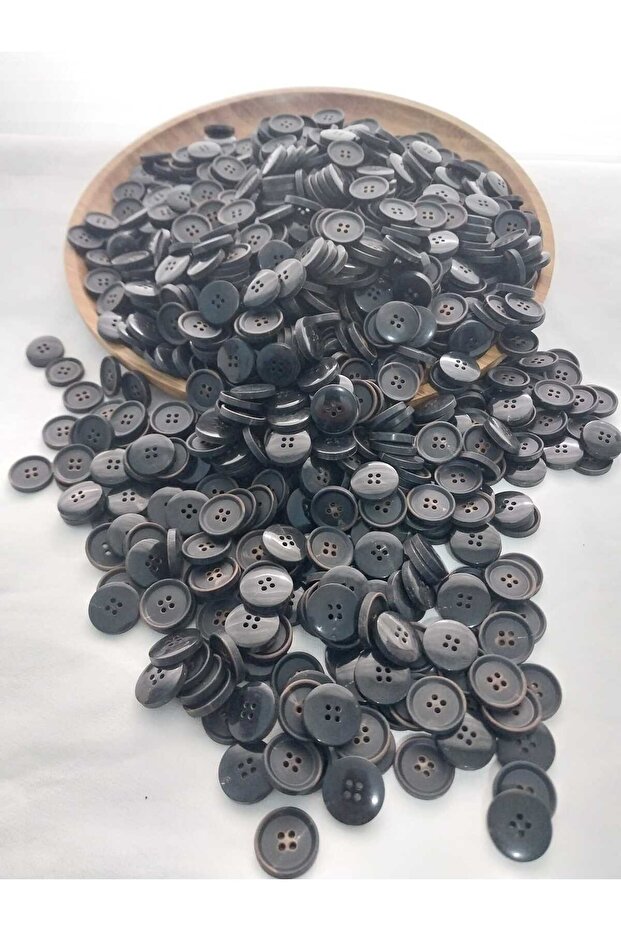 زر بوليستر منقوش باللون الأسود بقطر 2 سم 20 قطعة. - 1