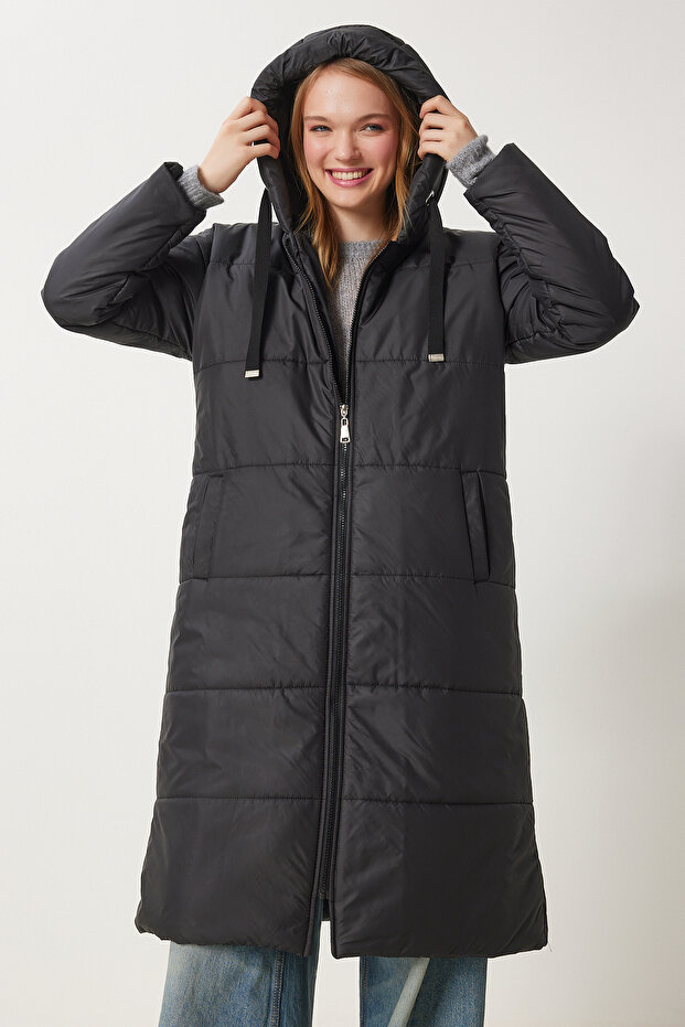 Women’s Black Hooded Long Puffer Coat DD01006