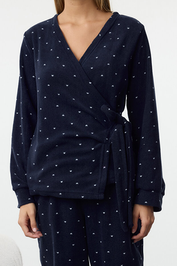 Lacivert Kalpli Bağlama Detaylı Polar Kışlık Örme Pijama Takımı THMAW25PT00139 - 3