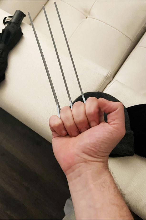 Wolverine Pençe Seti Gri Plastik Sağ Sol 2 Adet Takım - 2