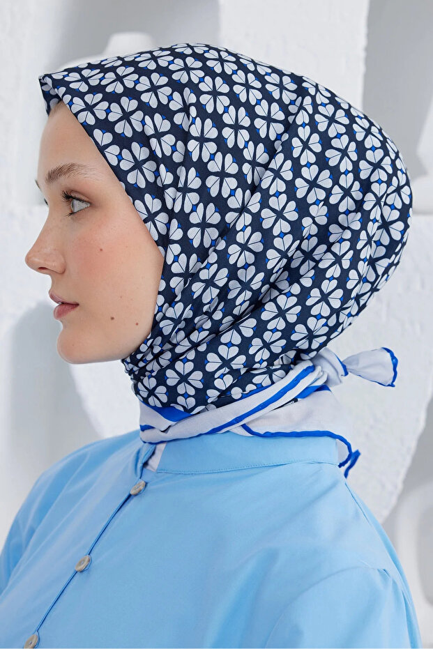 Proline Clover Patterned Scarf - 2