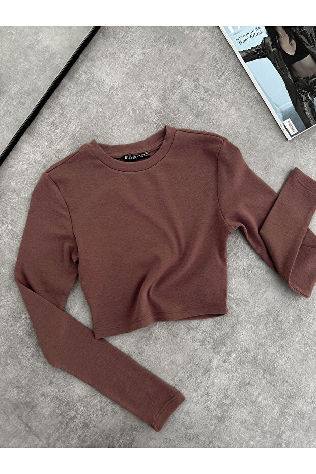 بلوزة قصيرة أساسية بأكمام طويلة - 1