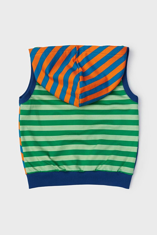 سترة للأولاد منقوشة من BG Store - 6