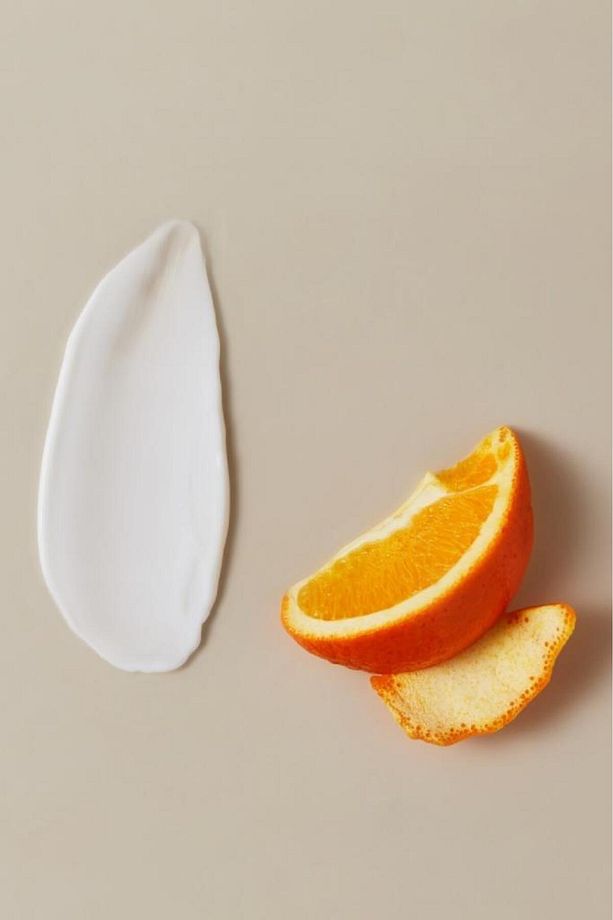 Q10 7 Günde Sıkılaştırıcı Vücut Losyonu 250ml Ve Bronzlaştırıcı Losyon, Kademeli Bronzluk,c Vitamini - 5
