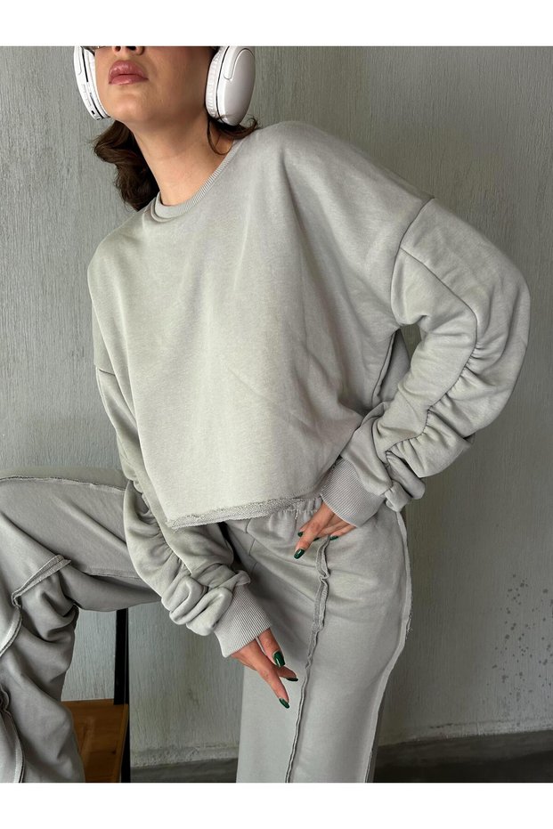 Women's Painting Gray Sleeves Gathered Filthy Stitched Unripped Sweatshirt 28062