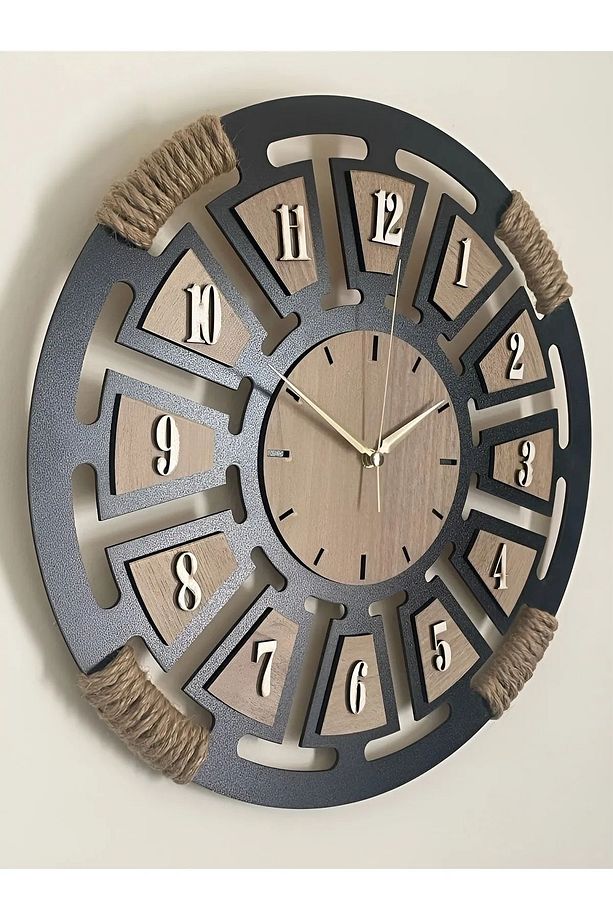 Lazer Kesim Dekoratif Ahşap Hasır Detaylı Askılı Sesiz Akar Duvar Saati 40x40 - 2