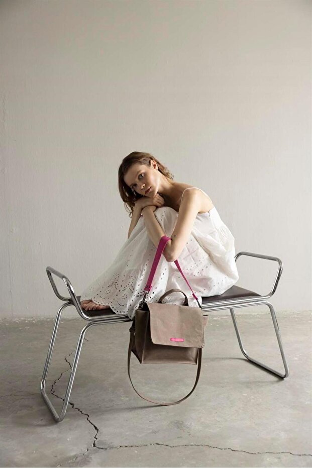 Huge Cuvert Brown Bag - 4