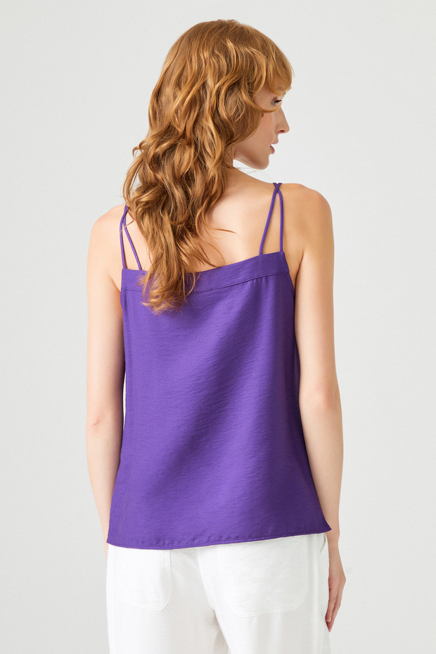 Nakış Detaylı Askılı Bluz - 4