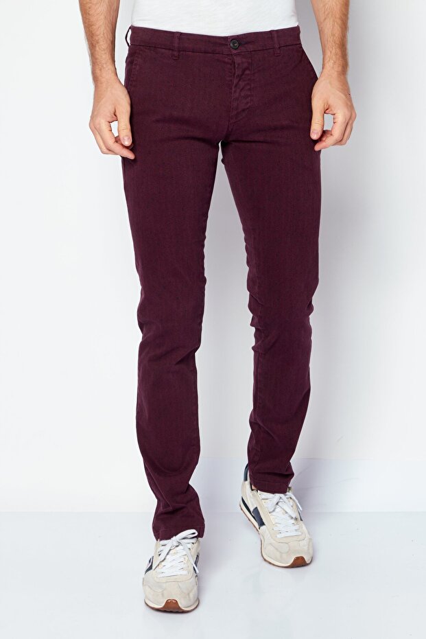 بنطال رجالي سادة بقصّة عادية، لون عنابي - 1