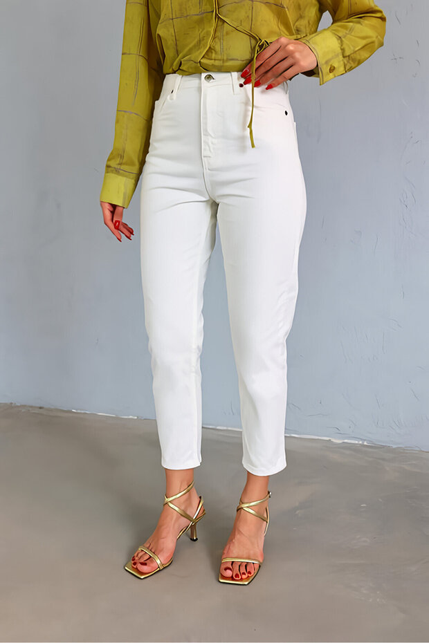 Jean trousers