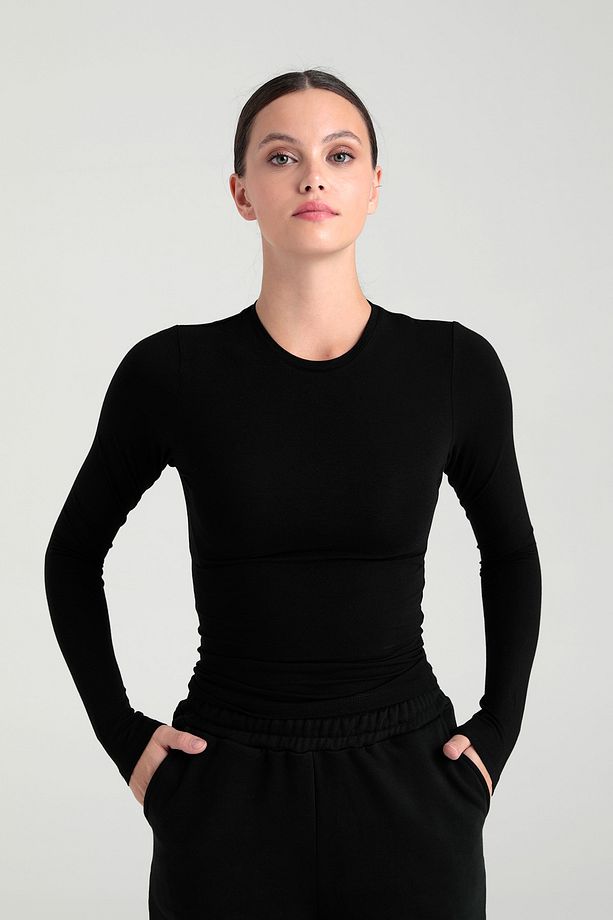 Ultra Soft Yuvarlak Yaka Bluz Siyah - 2