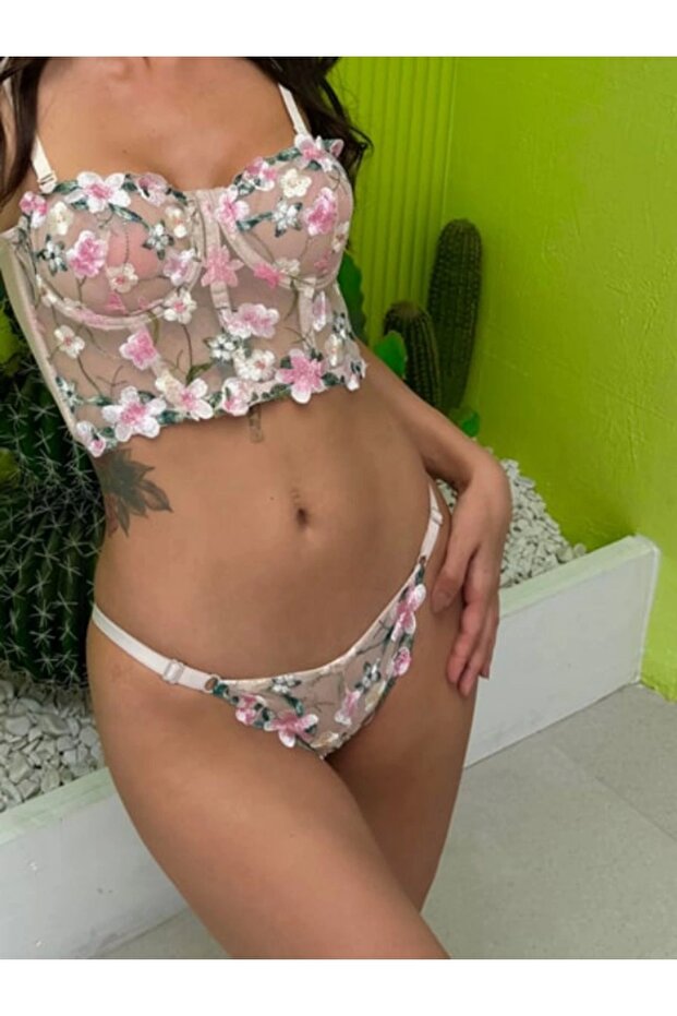 Çiçekli Büstiyer Takımı - 4