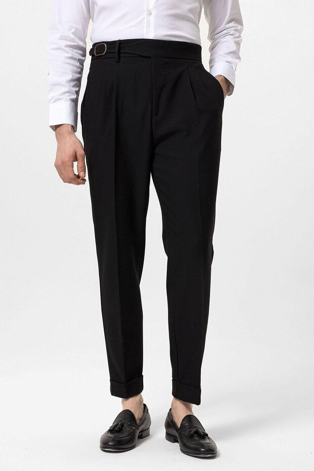 High-waisted pleated men's trousers with buckle detail