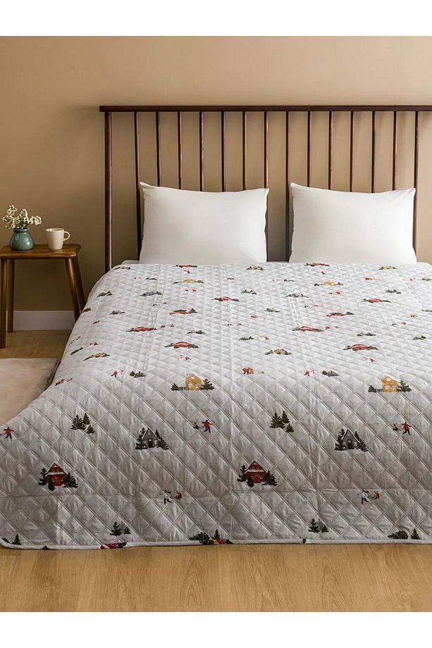 LCW HOME Karışık Baskılı Yılbaşı Temalı Çift Kiişilik Yatak Örtüsü 200x220 Cm - 1