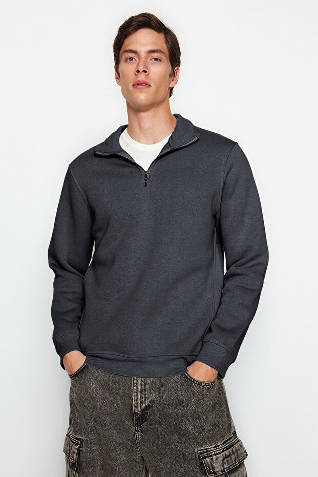 Antrasit Regular/Normal Kesim Dik Yaka Fermuarlı Sıcak Tutan Basic Sweatshirt TMNAW24SW00041 - 1