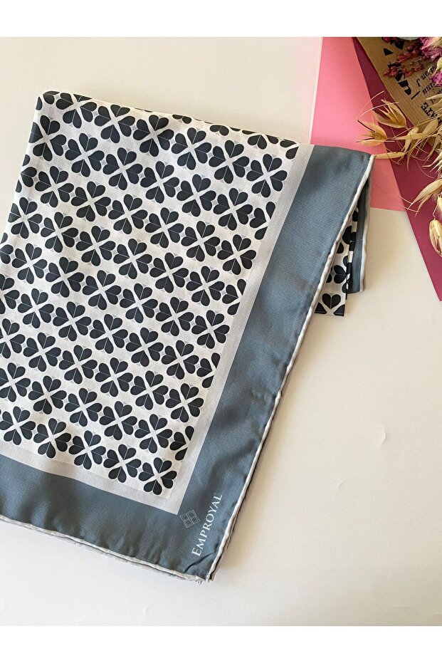 وشاح منقوش ببرولين كلوفر - 3