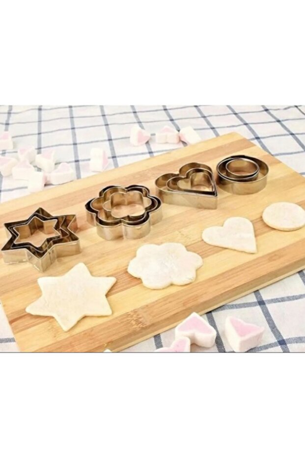 12 Piece Metal Cookie Mold
