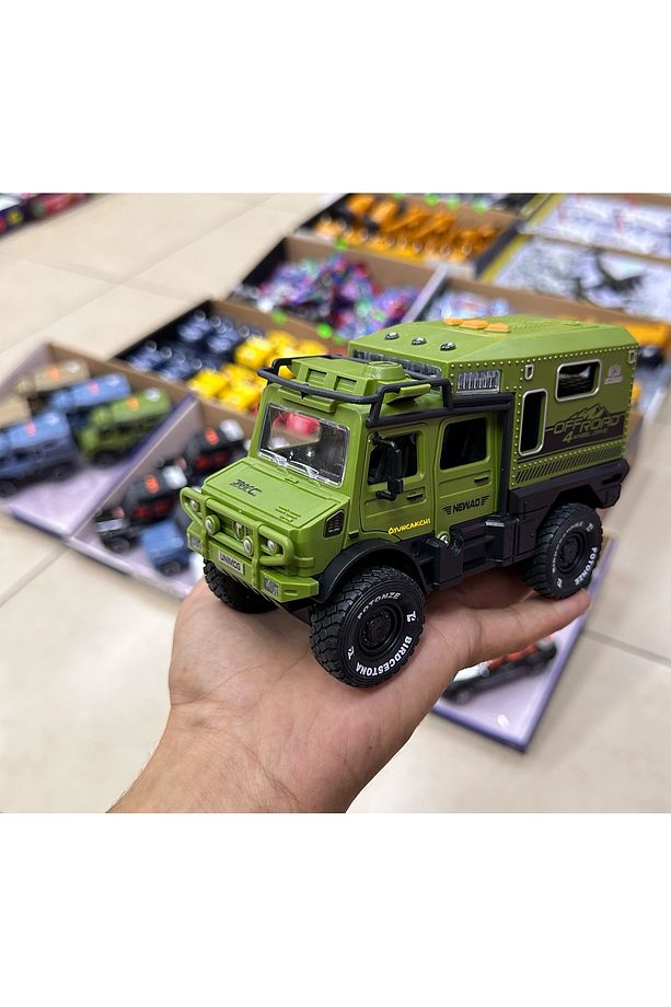 Unimog Askeri Kamyon Jip Panzer Işıklı Sesli Müzikli Kırılmaz Oyuncak Kapı Açılır - 1