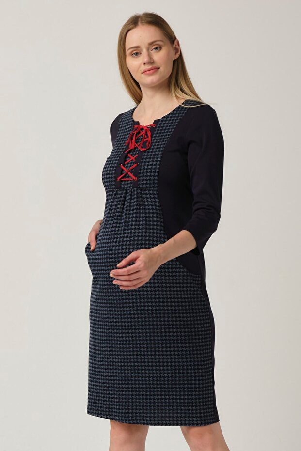 فستان الأمومة بجيب باللون الأزرق الداكن