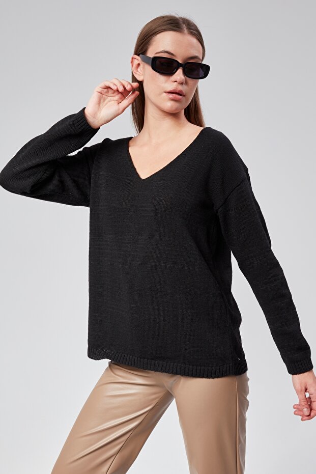 Women's Ecru V-Neck Knitwear Blouse