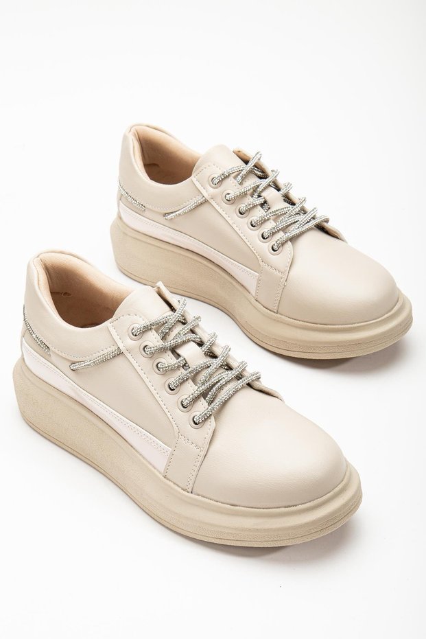 Balloon Sole Skin Patent Leather Stone Laced Nude Women's Sports Shoes