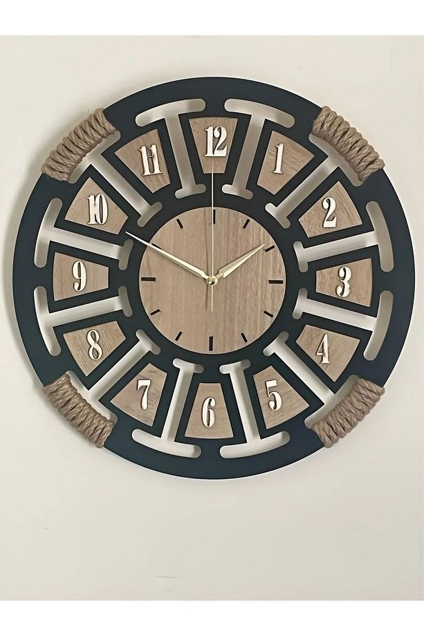 Lazer Kesim Dekoratif Ahşap Hasır Detaylı Askılı Sesiz Akar Duvar Saati 40x40 - 3