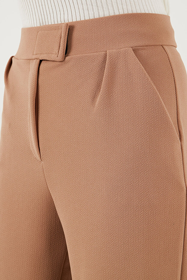 Regular Fit Yüksek Bel Bol Paça Pantolon  PANTOLON 5861279 - 5