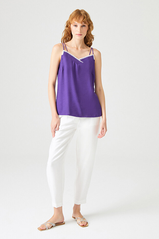 Nakış Detaylı Askılı Bluz - 3