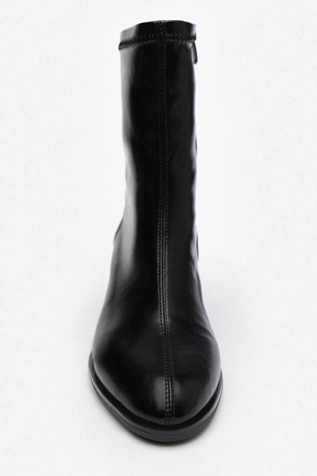 Fuzzy fekete sztreccs cipzáras részletes női sarkú csizma - 7