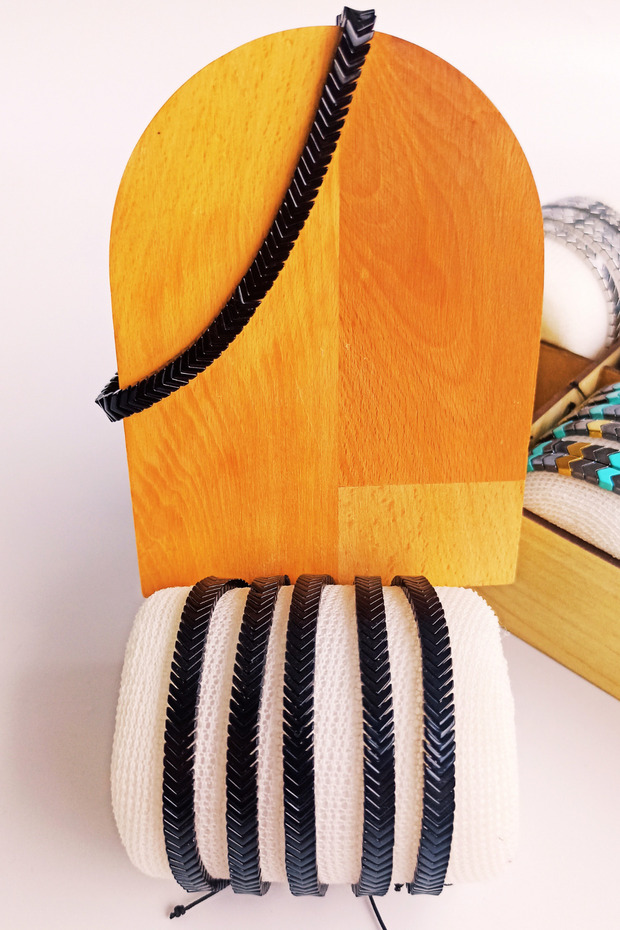 Men's Macrame String Bracelet - 1