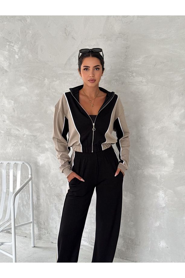 KADIN TREND EŞOFMAN TAKIMI DİK YAKA FERMUARLI BOL PAÇA YANLARI ŞERİTLİ AYSHO MODEL - 8