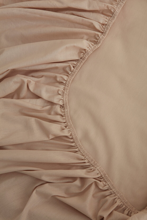 ملاءة مطاطية مزدوجة أساسية من القطن بنسبة 100% باللون البيج - 1