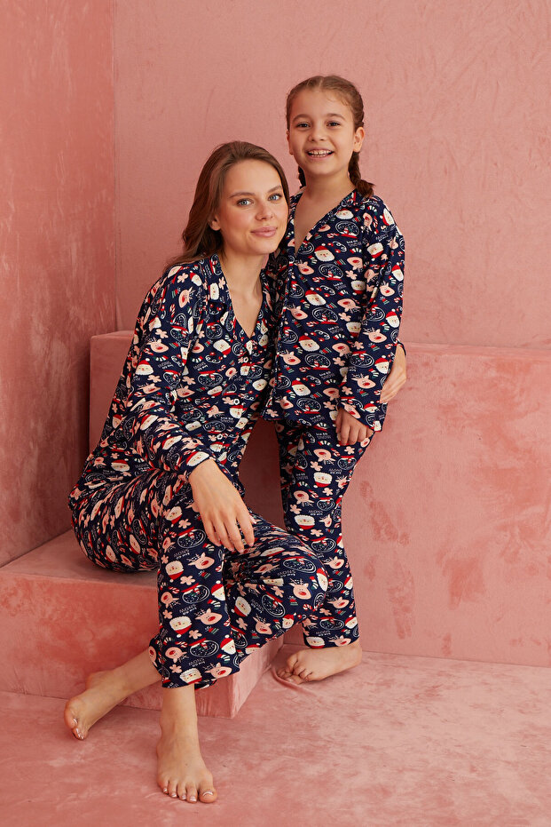 Lacivert Yılbaşı Desenli Önden Düğmeli Süet Pijama Takım - 1