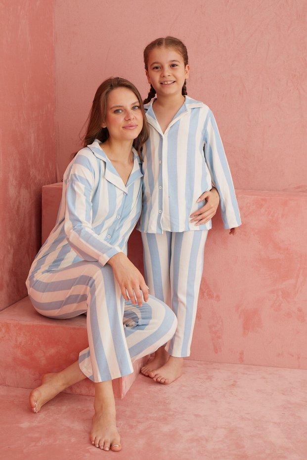 Ecru-Blue Striped Patterned Front Buttoned Suede Pajama Set